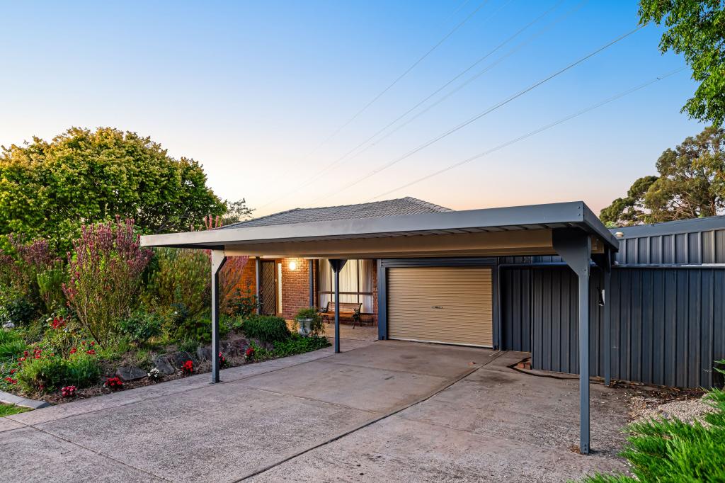 17 Abberton St, Flagstaff Hill, SA 5159