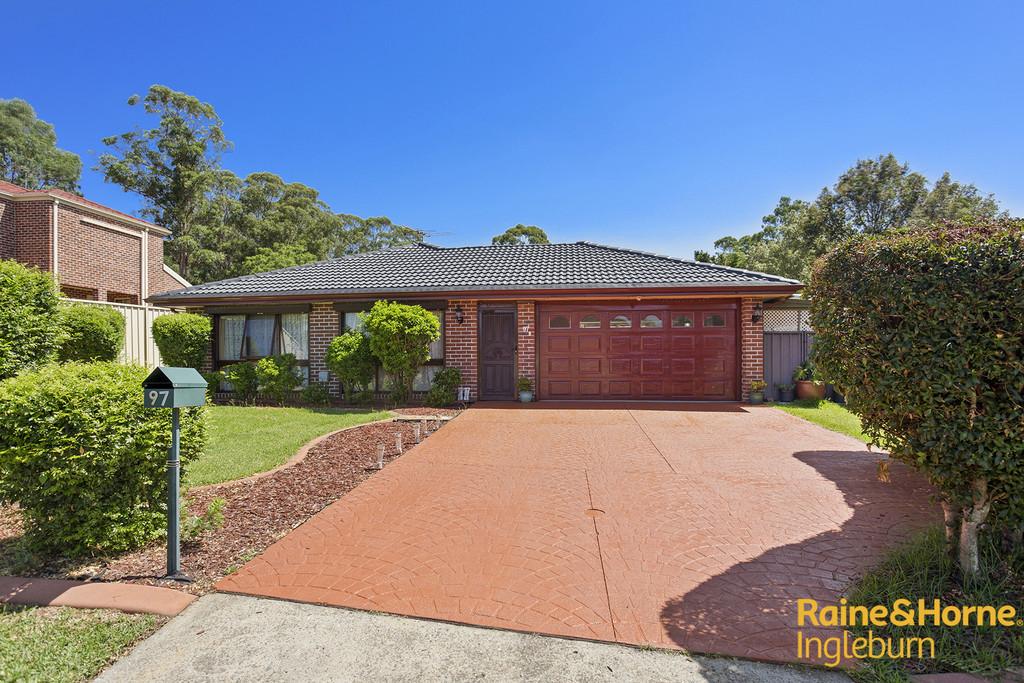 97 Chester Rd, Ingleburn, NSW 2565
