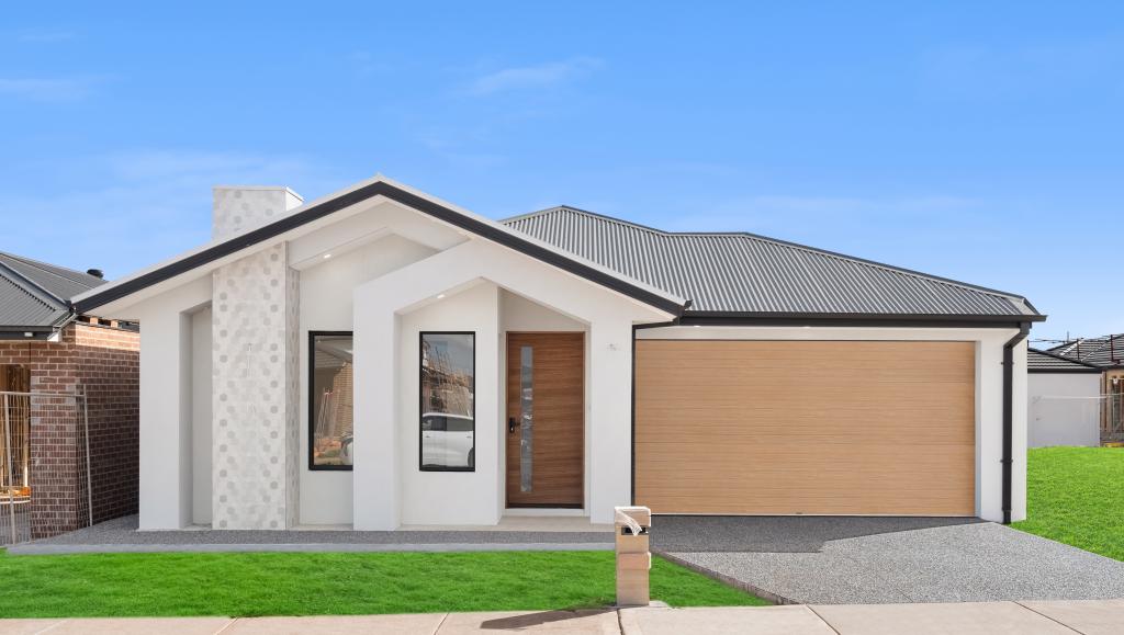 33 Paskas Dr, Fraser Rise, VIC 3336