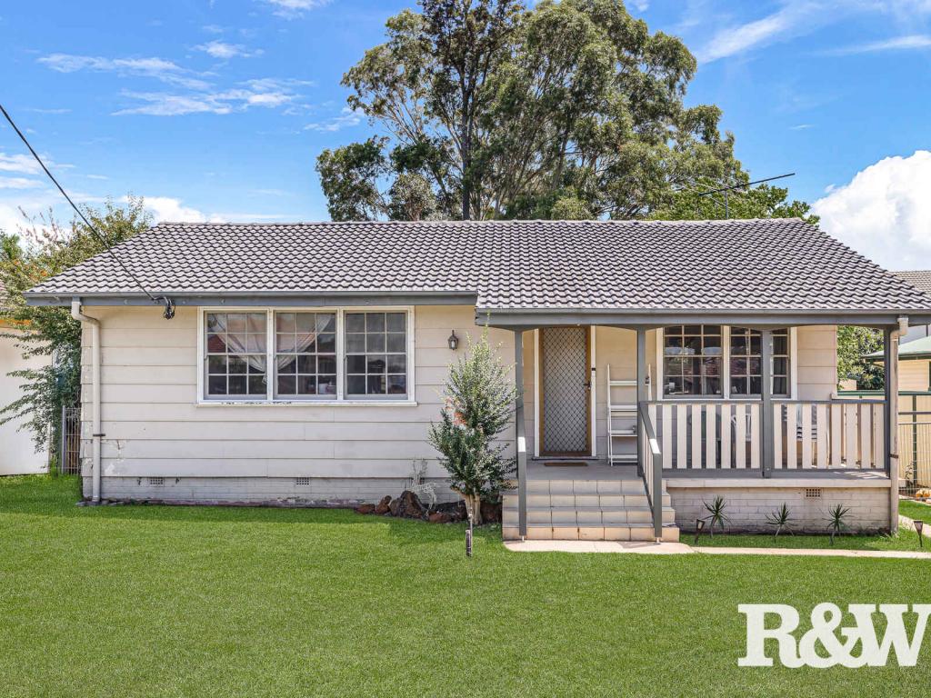 15 Mulga St, North St Marys, NSW 2760