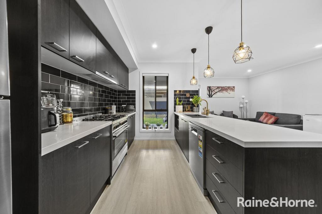 34 Hannah Morris St, Marsden Park, NSW 2765