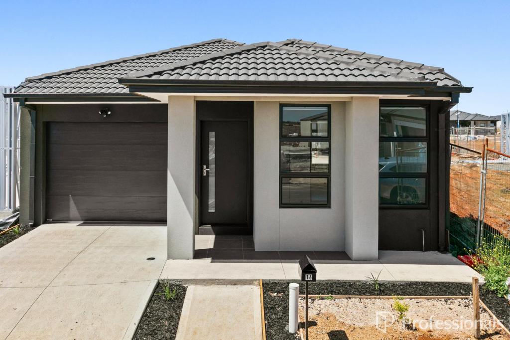 16 COLLETTE CCT, DEANSIDE, VIC 3336