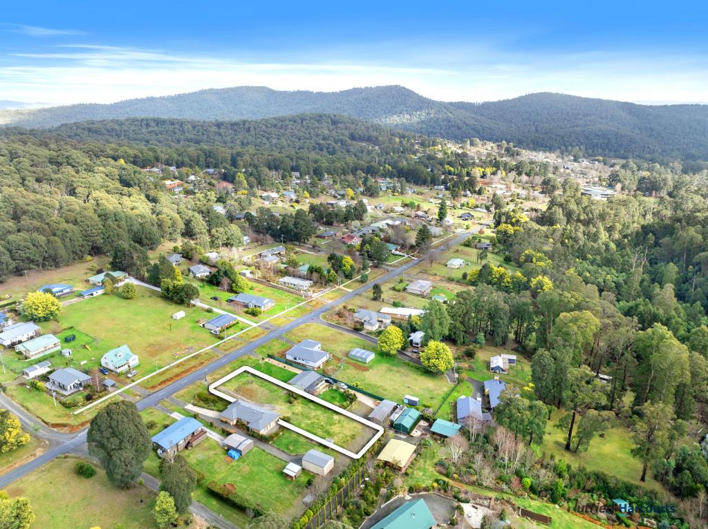 105 Falls Rd, Marysville, VIC 3779