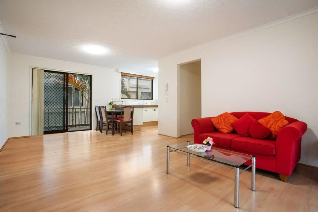 4/23 Australia Ave, Broadbeach, QLD 4218