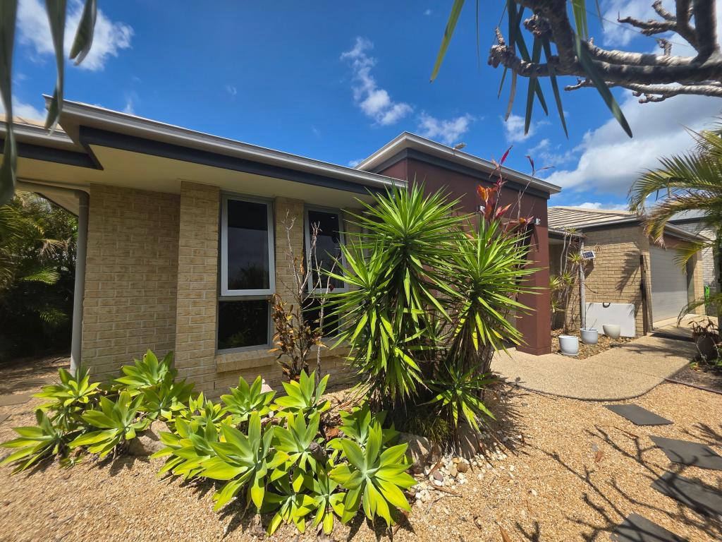 9 Carnarvon Pde, New Auckland, QLD 4680