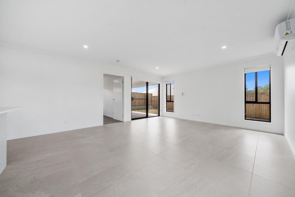 17 Kashmir Cct, Greenbank, QLD 4124