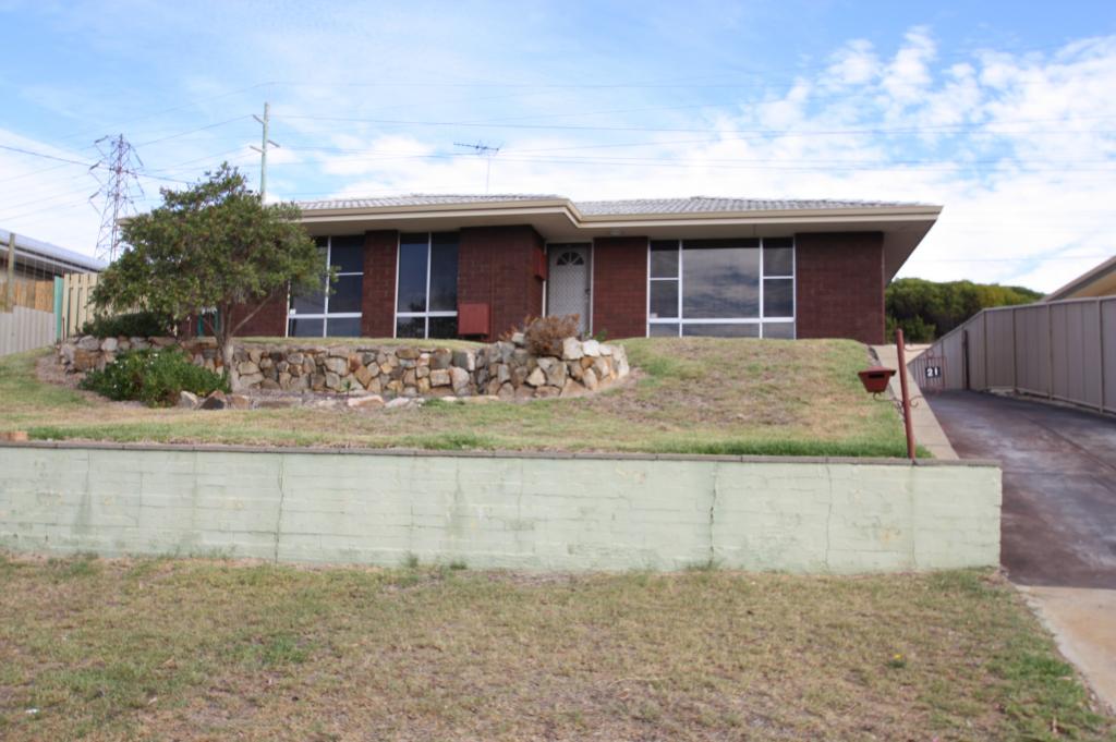 21 Claygate Rd, Hamilton Hill, WA 6163