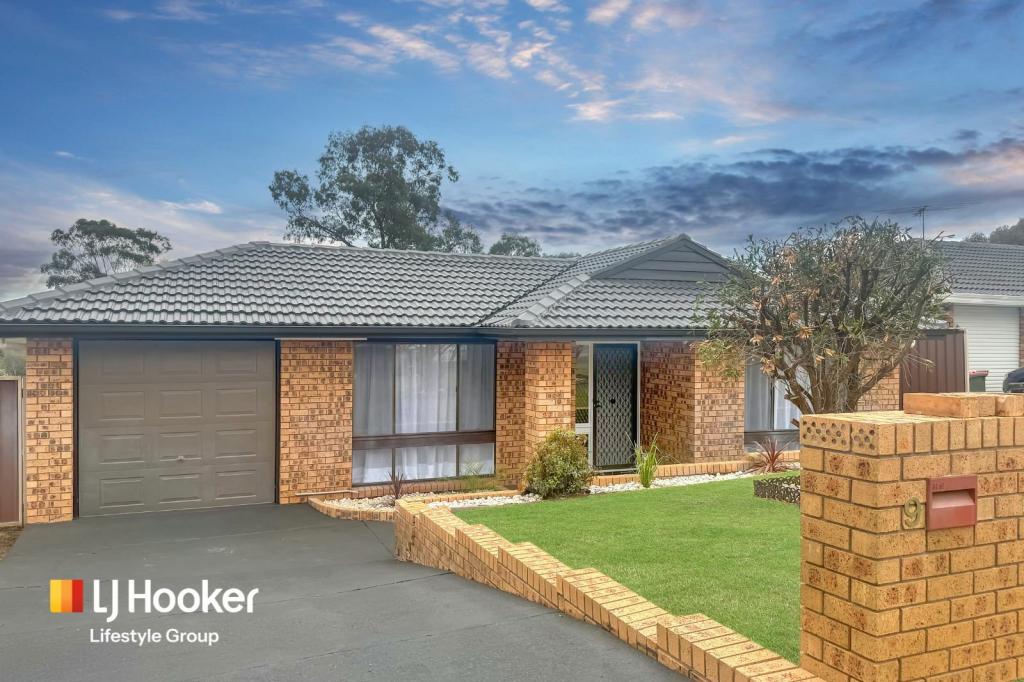 9 Alexis Pl, Rosemeadow, NSW 2560