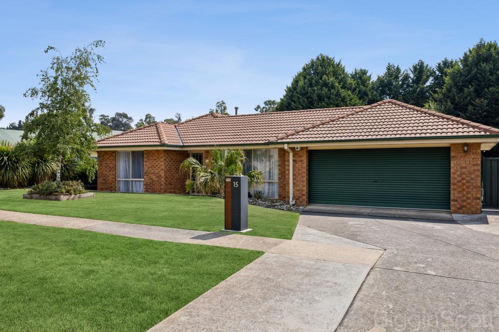 15 Caddy Dr, Creswick, VIC 3363