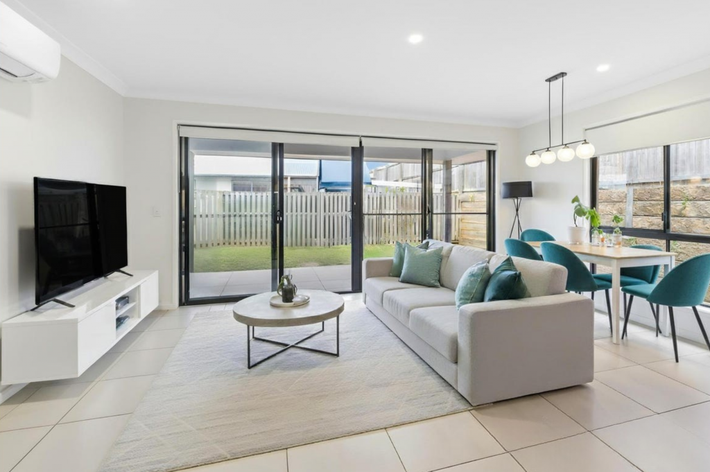 1/44 RICHENDA ST, ORMEAU HILLS, QLD 4208