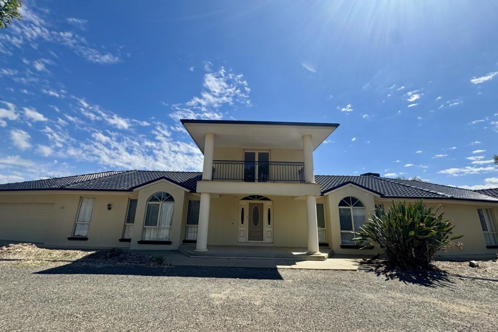 32 Catona Cres, Cobram, VIC 3644