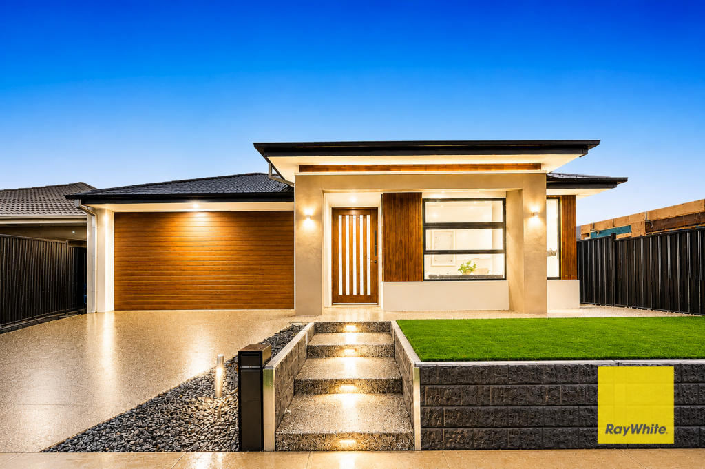 12 BELLINGHAM RD, STRATHTULLOH, VIC 3338