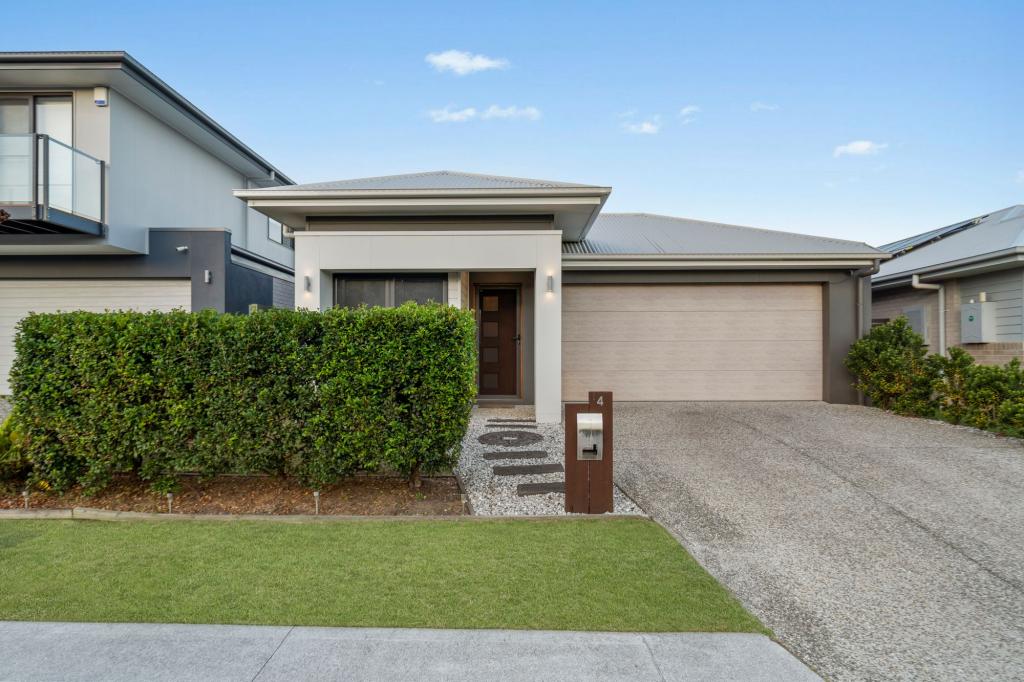 4 MELITTA ST, ORMEAU, QLD 4208