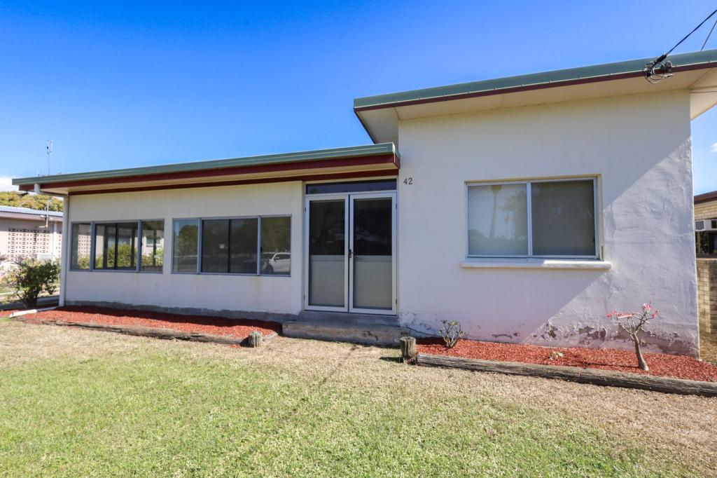 42 Twelfth Ave, Home Hill, QLD 4806