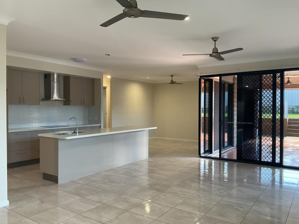 24 Pioneer Ave, Childers, QLD 4660
