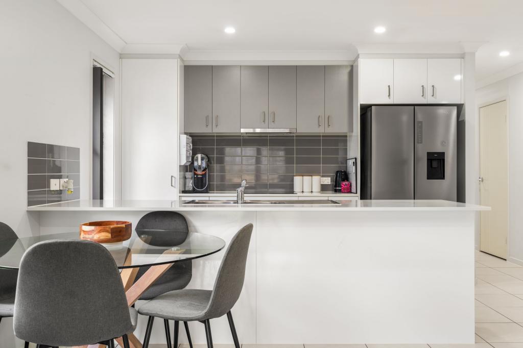 53 Willow Cct, Yarrabilba, QLD 4207