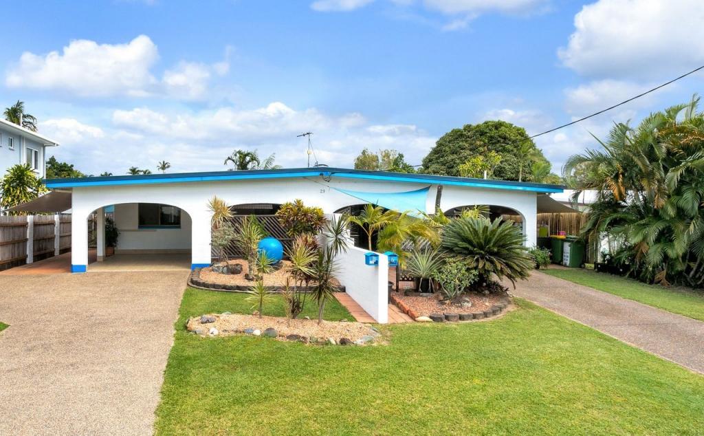 29 Wattle St, Yorkeys Knob, QLD 4878