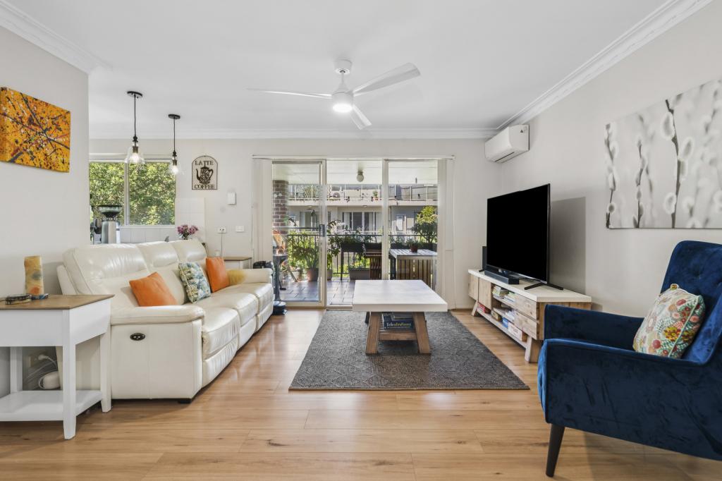 15/8-10 Bellbrook Ave Ave, Hornsby, NSW 2077