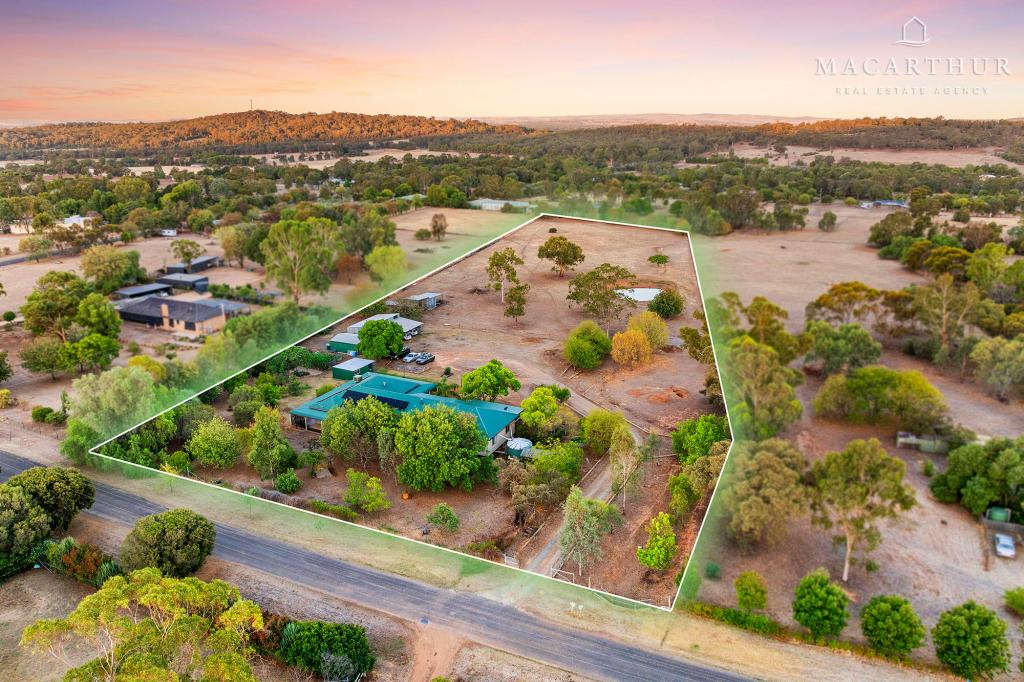 5 Norman Duck Ave, San Isidore, NSW 2650