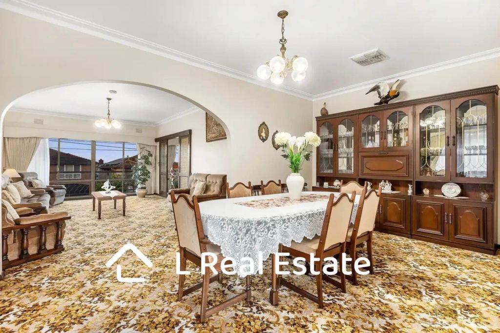 32 Collins St, Bulleen, VIC 3105