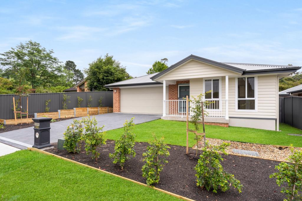 14B ORIENT ST, WILLOW VALE, NSW 2575