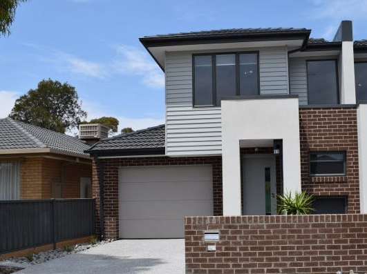 11 Gleneagles Dr, Sunbury, VIC 3429