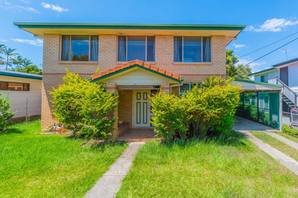 251 Anzac Ave, Kippa-Ring, QLD 4021