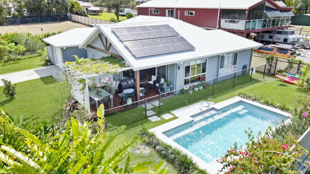 21 Udara Dr, Macleay Island, QLD 4184