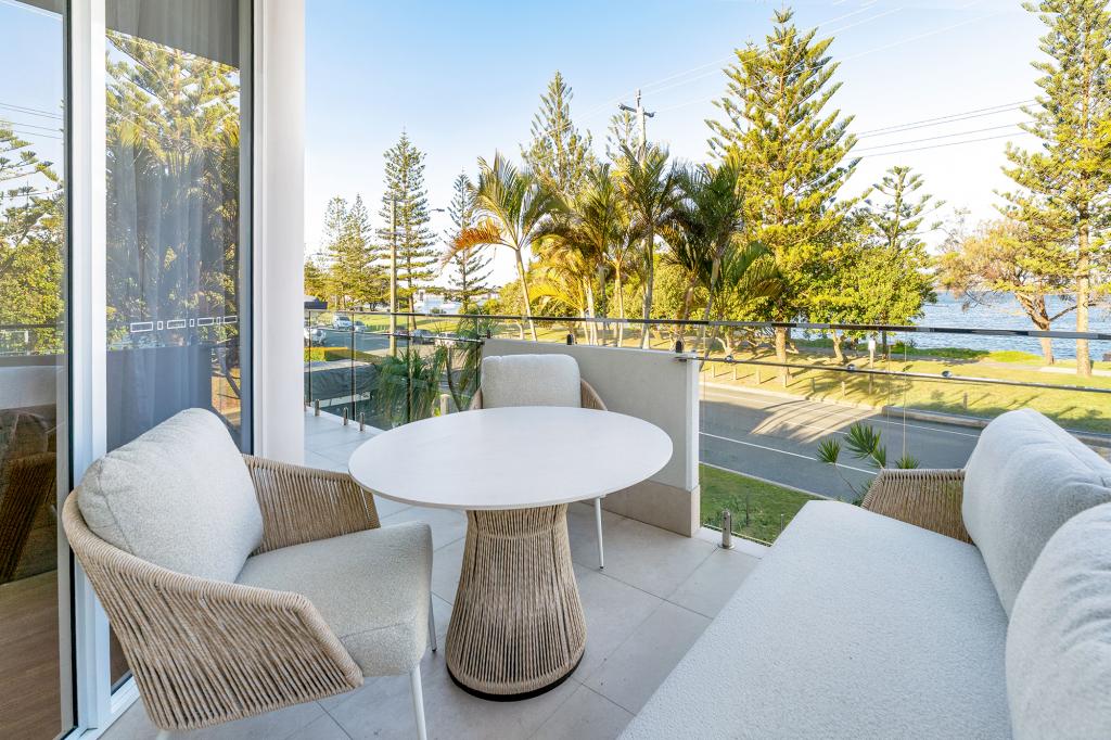 2/88 THE ESP, PARADISE POINT, QLD 4216