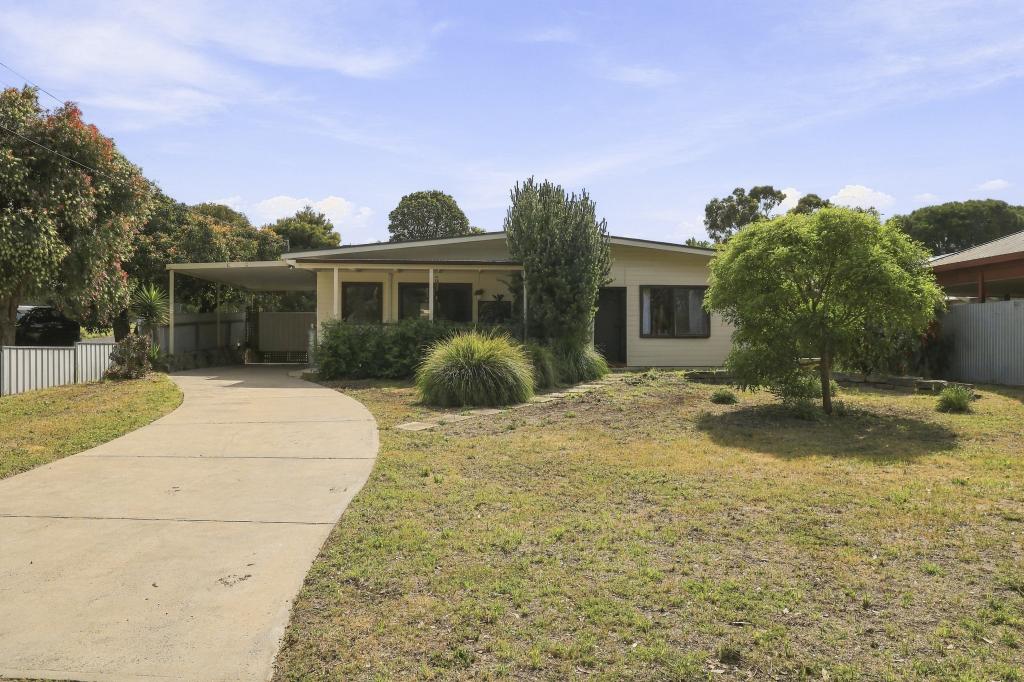 16 Galpin Ave, Victor Harbor, SA 5211