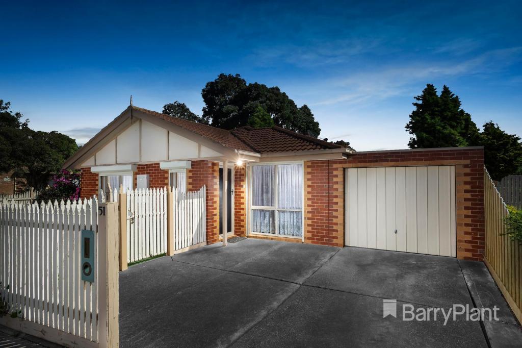 51 HAWKES DR, MILL PARK, VIC 3082