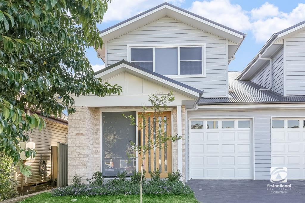 17A DONCASTER AVE, NARELLAN, NSW 2567