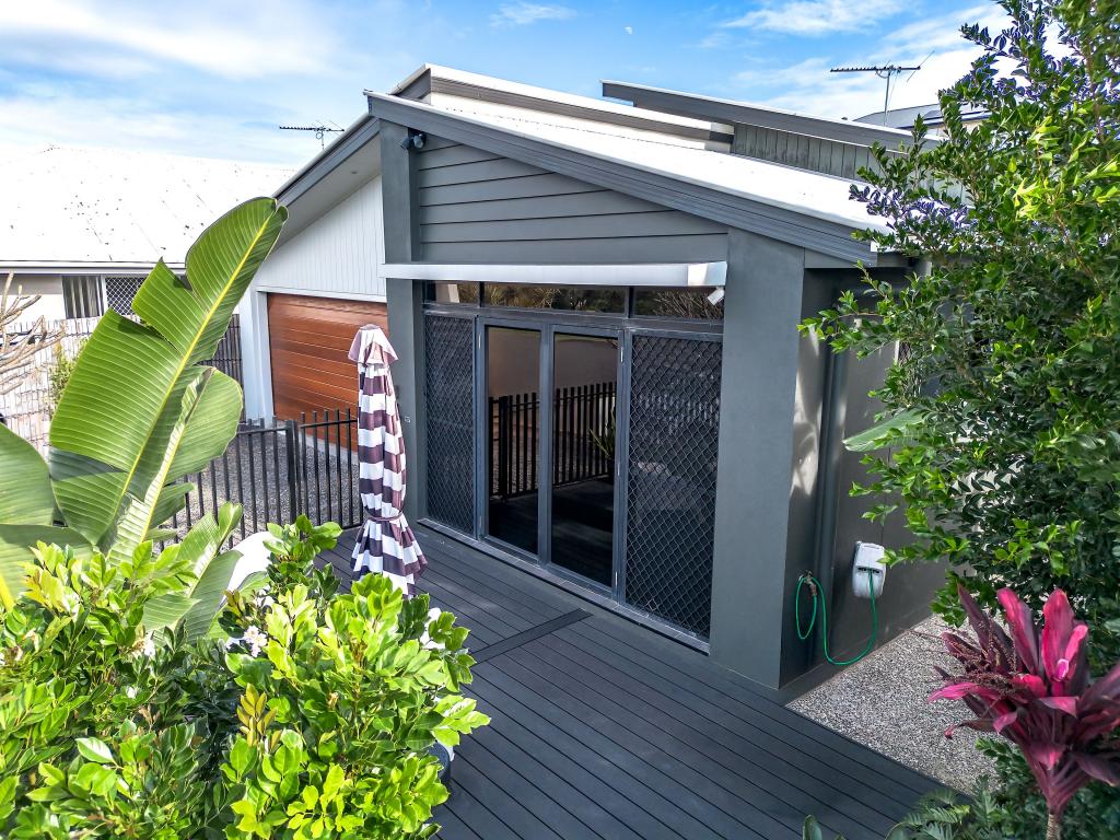 24 Caspian Pde, Warner, QLD 4500