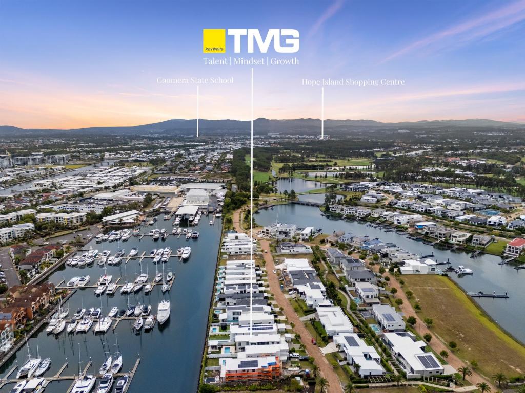 8953 The Point Cct, Sanctuary Cove, QLD 4212