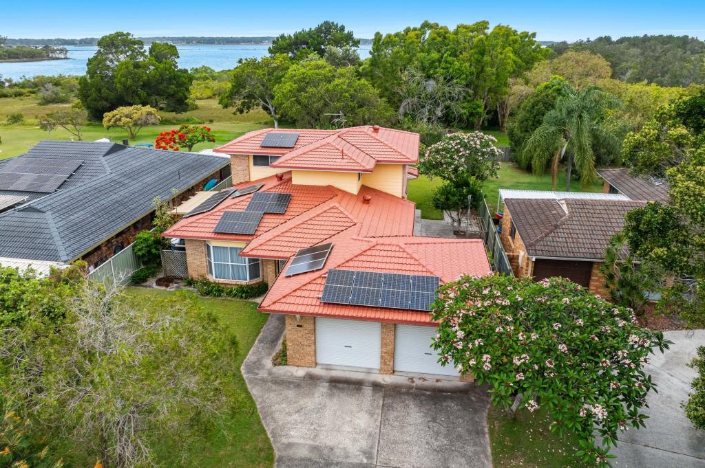 24 The Peninsula, Yamba, NSW 2464