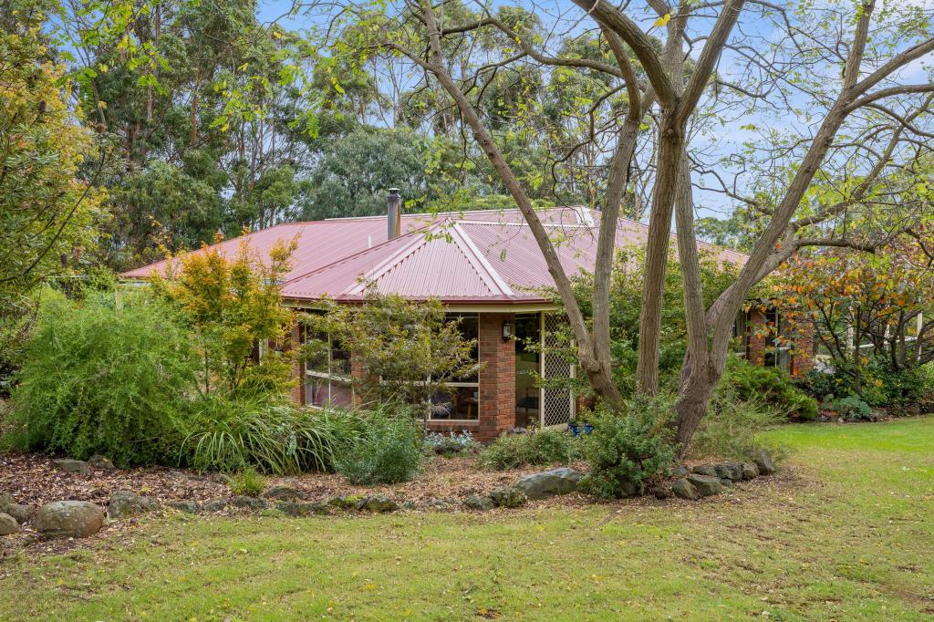 75 SMITHS RD, COBDEN, VIC 3266