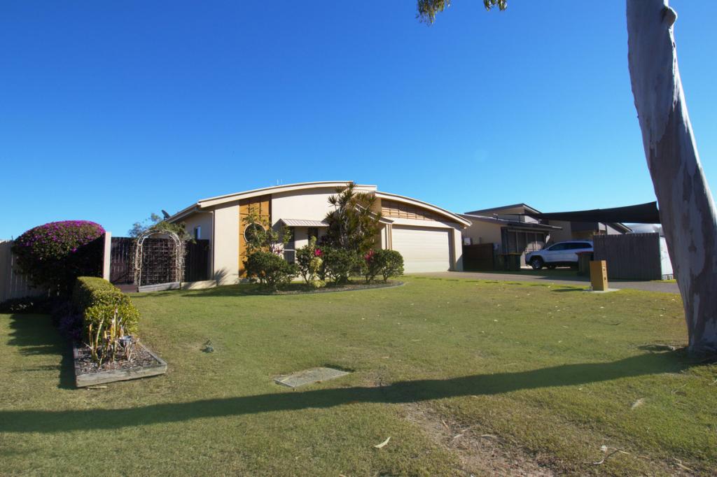 25 Swan View Ct, Toogoom, QLD 4655
