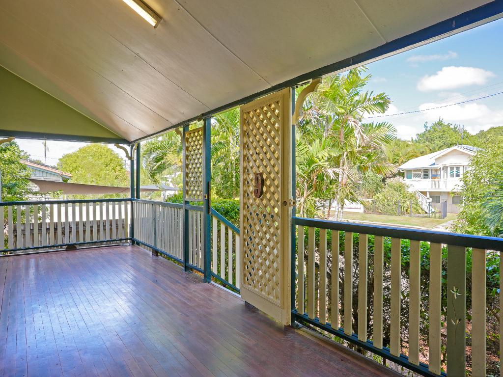 9 Ninth Ave, Railway Estate, QLD 4810