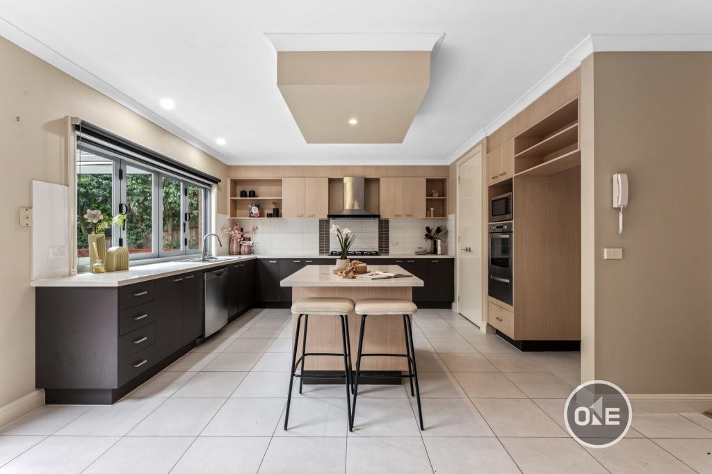 103 SPRINGTHORPE BVD, MACLEOD, VIC 3085