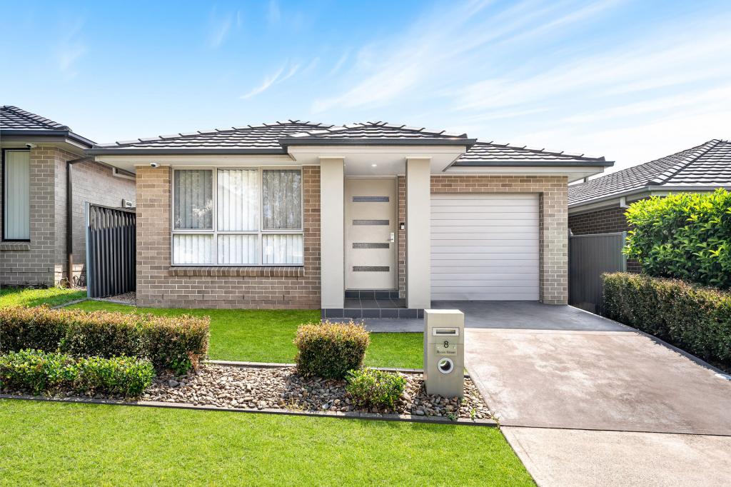 8 Rixon St, Oran Park, NSW 2570