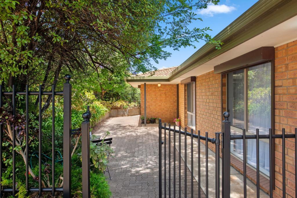 129 The Cove Rd, Hallett Cove, SA 5158