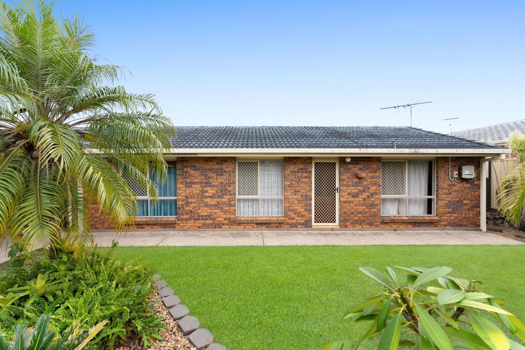 39 Lycoris St, Crestmead, QLD 4132