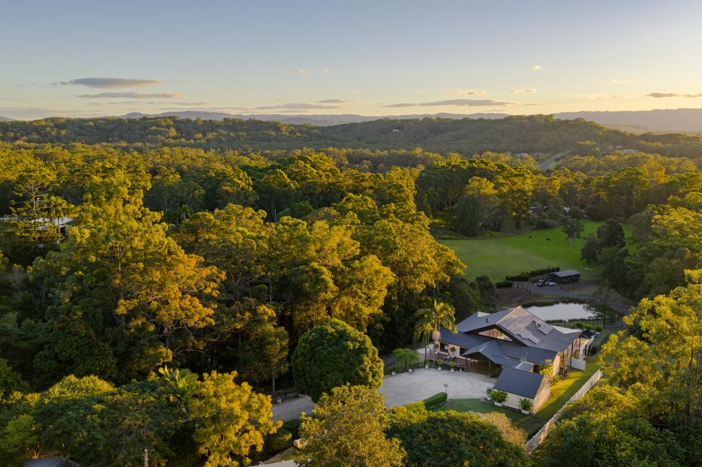 100 Rainforest Rd, Chevallum, QLD 4555