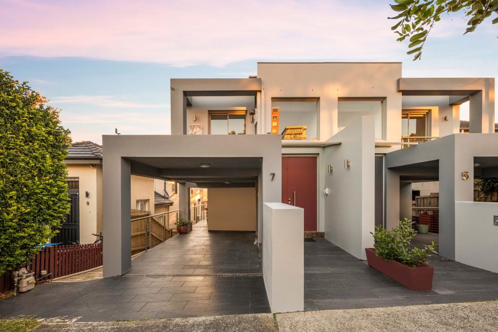 7 Wairoa Ave, North Bondi, NSW 2026