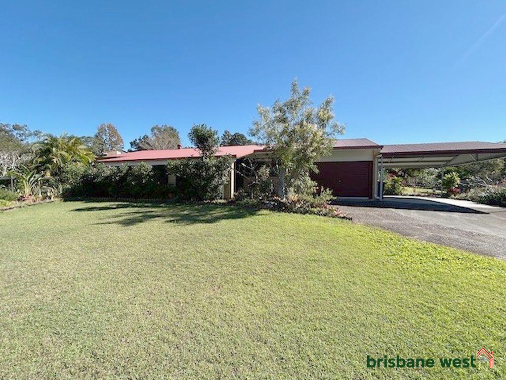 19 Diamantina St, Chapel Hill, QLD 4069