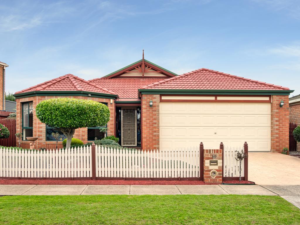 19 Rocklea Cres, Skye, VIC 3977