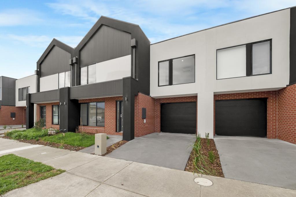 90 Prudence Pde, Point Cook, VIC 3030