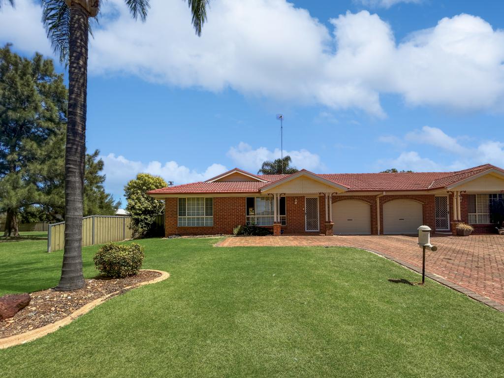 15a Kestrel Cl, Dubbo, NSW 2830