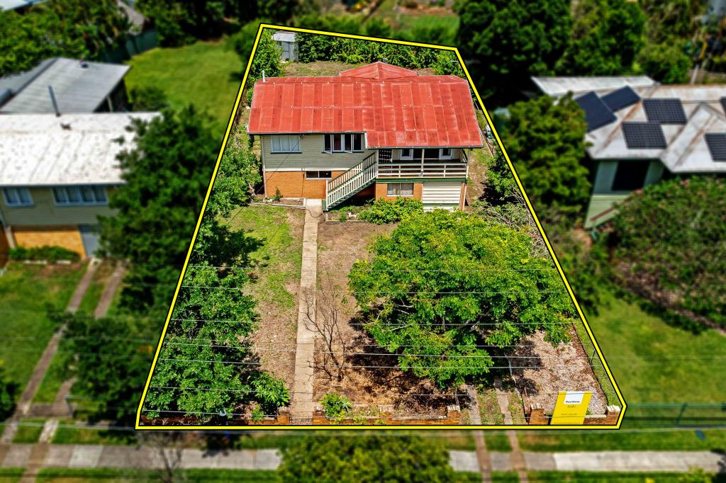 174 Sterculia Ave, Holland Park West, QLD 4121