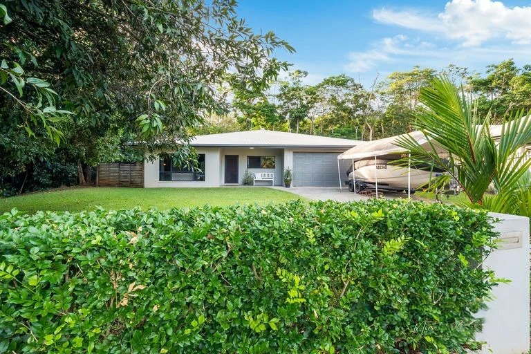 9 COMPTON CT, BENTLEY PARK, QLD 4869